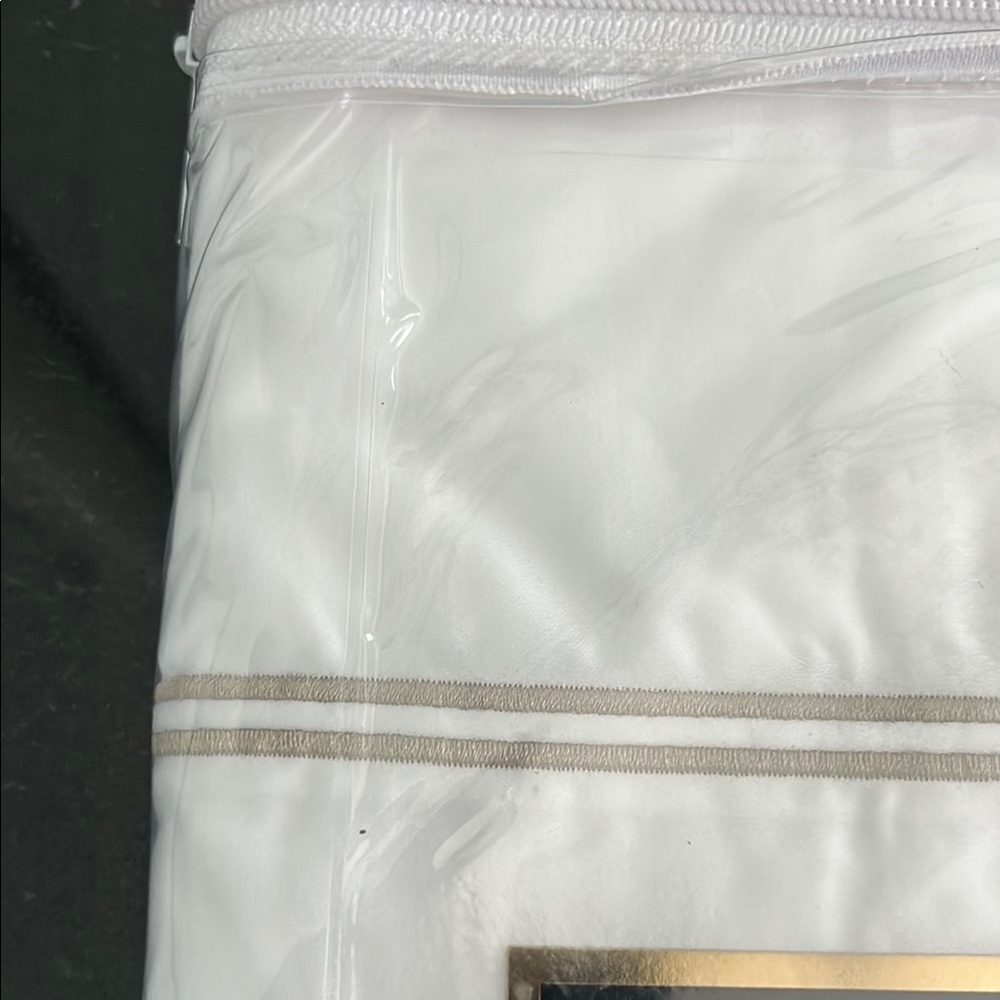Hotel Luxe Gold Label King Pillowcases 100% Cotton White with Tan Trim